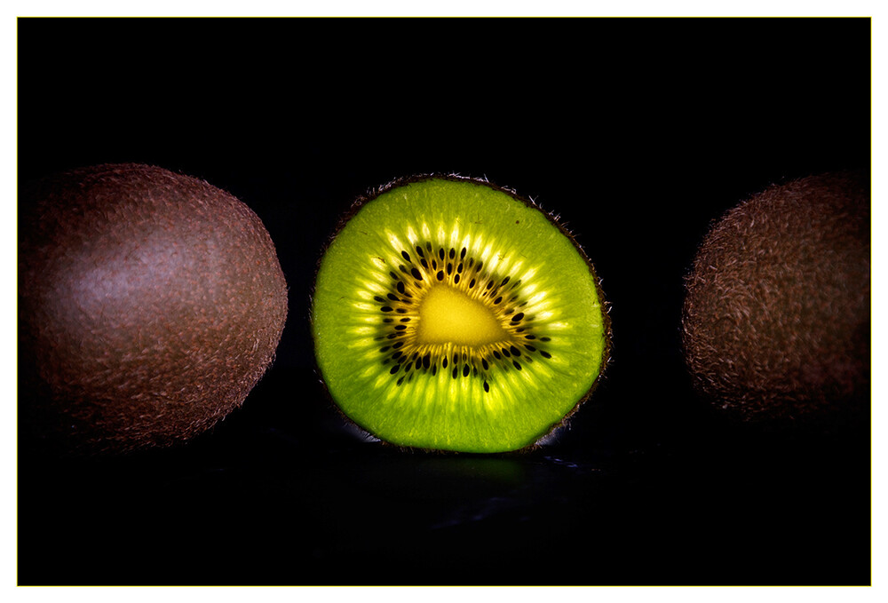 Obst und Gemüse „Kiwis“
Marianne
Schlüsselwörter: 2021