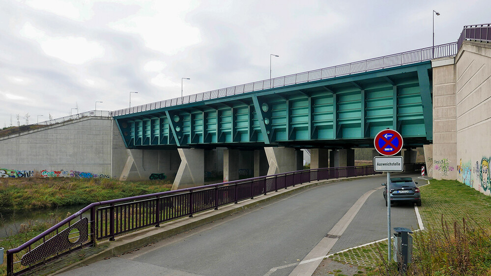 Weitwinkel "Wasserstraßenkreuz"
Neue Fahrt -Lippe bei Vinnum
Norbert

 
Schlüsselwörter: 2021