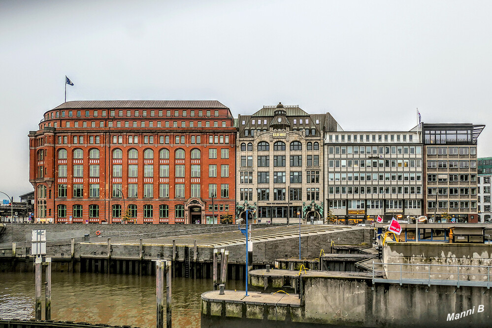 Hamburg - Elbhof
Gebäude in d. Mitte
