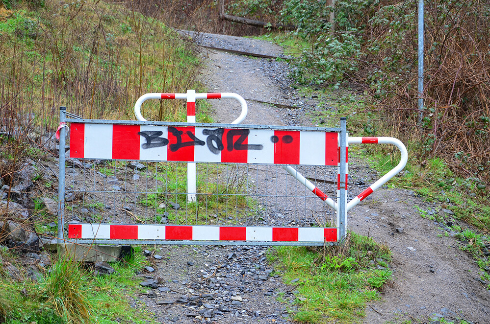 Nichts ist perfekt „Wanderweg“
Perla
Schlüsselwörter: 2023