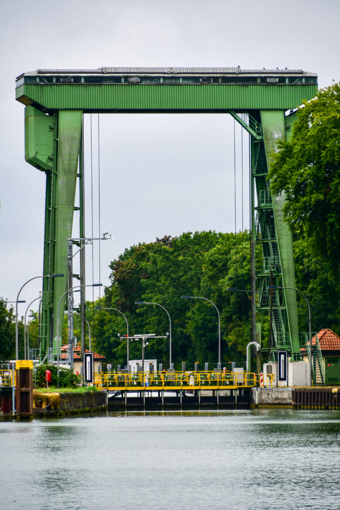 Ingenieurskunst "Schleusentor"
Roland
Schlüsselwörter: 2025