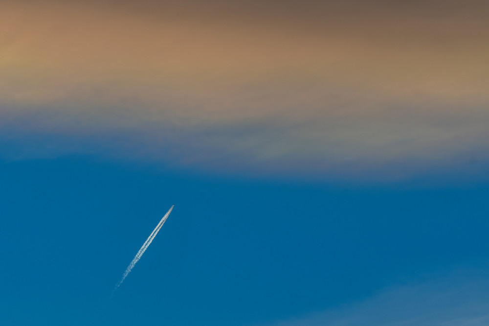 Minimalistisch "Flugzeug"
Roland
Schlüsselwörter: 2026