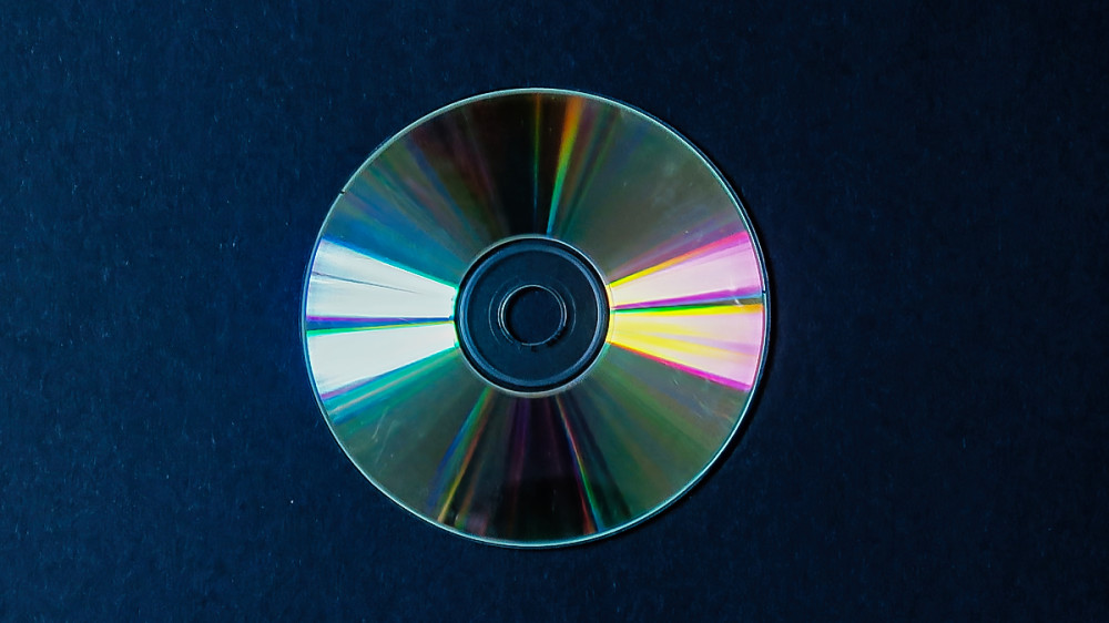 Minimalistisch "CD"
Verena
Schlüsselwörter: 2026