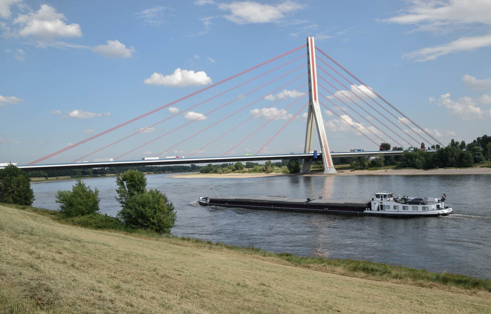 Brücken und Stege "Fleher Brücke"
Verena
Schlüsselwörter: 2022