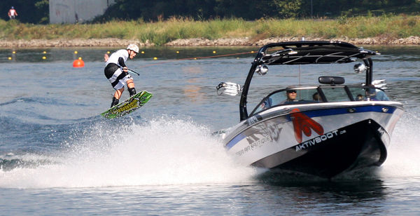 WSD (Wakesport Deutschland)
Deutsche Wakeboard
Meisterschaft 2010 am Boot in Köln

Vorläufe


Schlüsselwörter: Wakeboard Meisterschaft