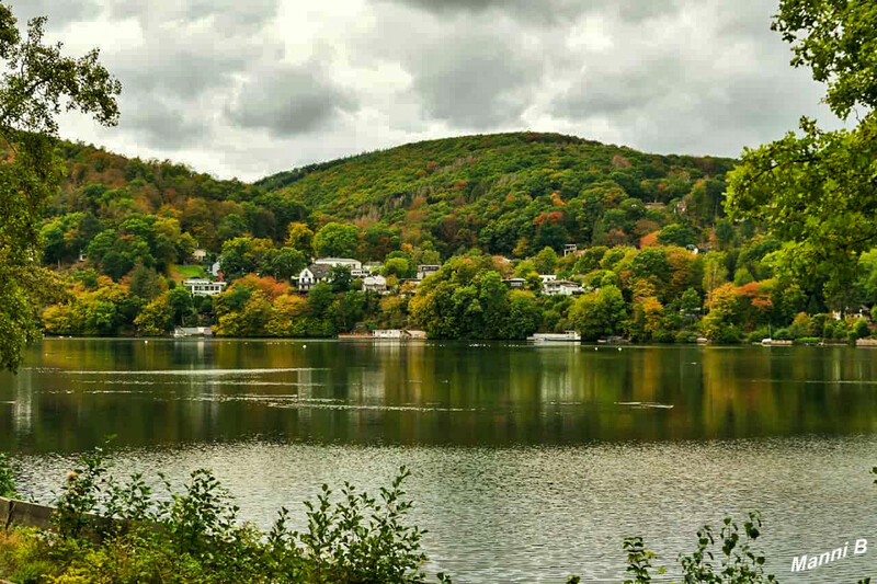 Impressionen aus der Nordeifel
Indien Summer am Rur-Ufer Radweg zwieschen Nideggen und Obermaulbach
Schlüsselwörter: Nordeifel; Eifel