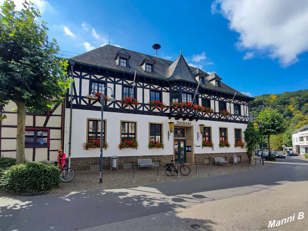 Eifeltour
Heimbach 
Schlüsselwörter: Eifel