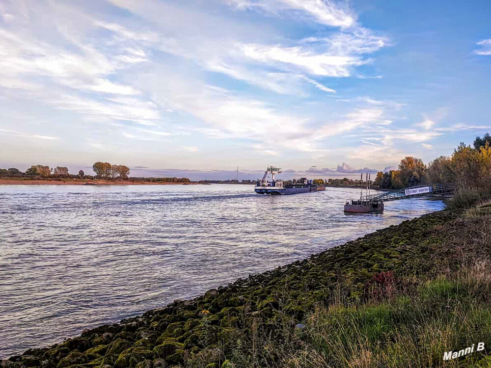 Rheinimpressionen
Fähranleger Xanten-Bislich
Schlüsselwörter: Xanten