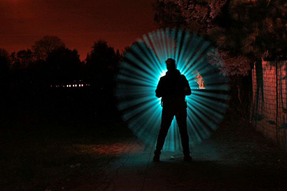 Im Kreis
Elise
Schlüsselwörter: Lichtmalerei;  Lightpainting