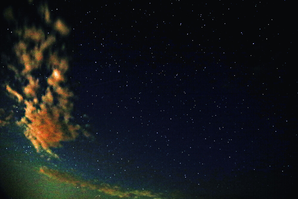 Sternenhimmel mit Wolken
Elise
Schlüsselwörter: 2021