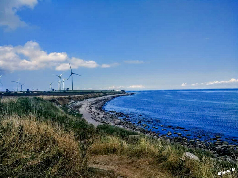 Fehmarnimpressionen
Mit dem Fahrrad an der "Steilküste" Richtung Katharinenhof
Schlüsselwörter: 2020; Ostsee; Fehmarn