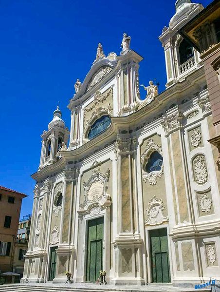 Barockkirche San Giovanni Battista
Fassade
Finale Ligure liegt an der Riviera und hat 11.613 Einwohner (Stand 31. Dezember 2017). Sie besteht aus den Ortschaften Finale Marina, Finalpia, Finalborgo und Varigotti. laut Wikipedia
Schlüsselwörter: Italien