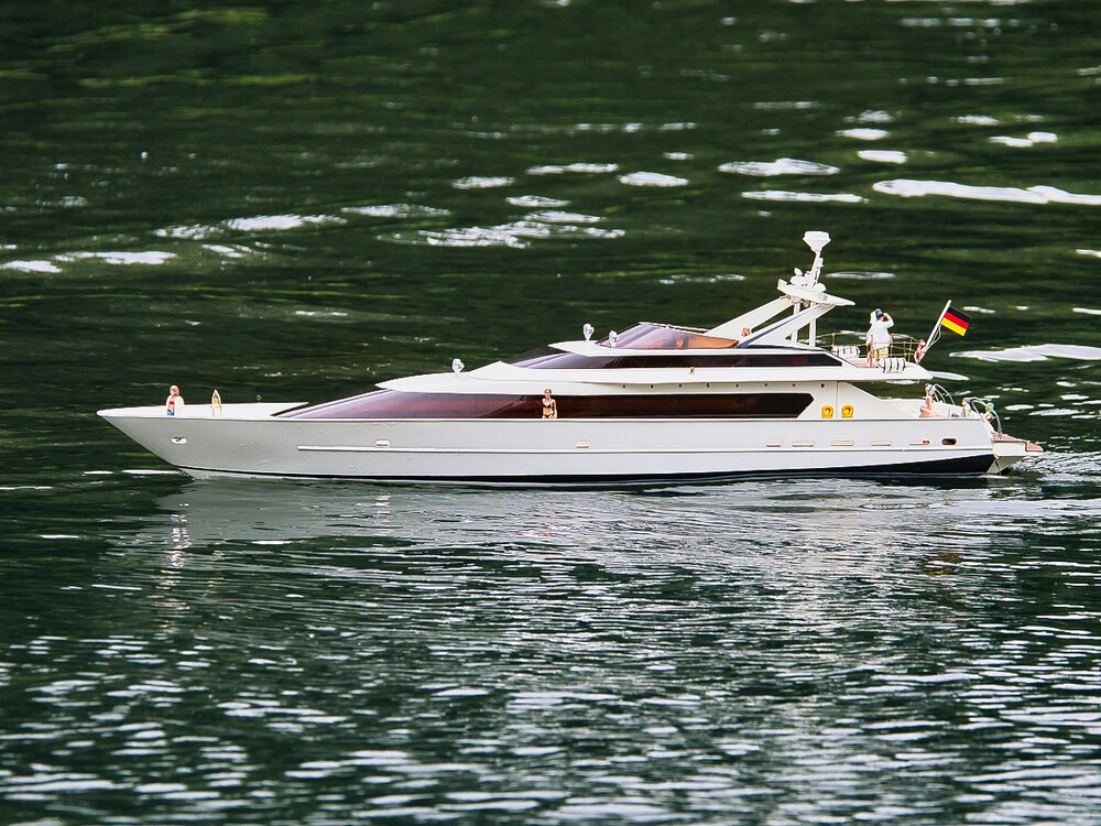 4.W Motive von Q - Z  "Yacht, meine  (Modellbau leider)"
Gerd
Schlüsselwörter: 2024
