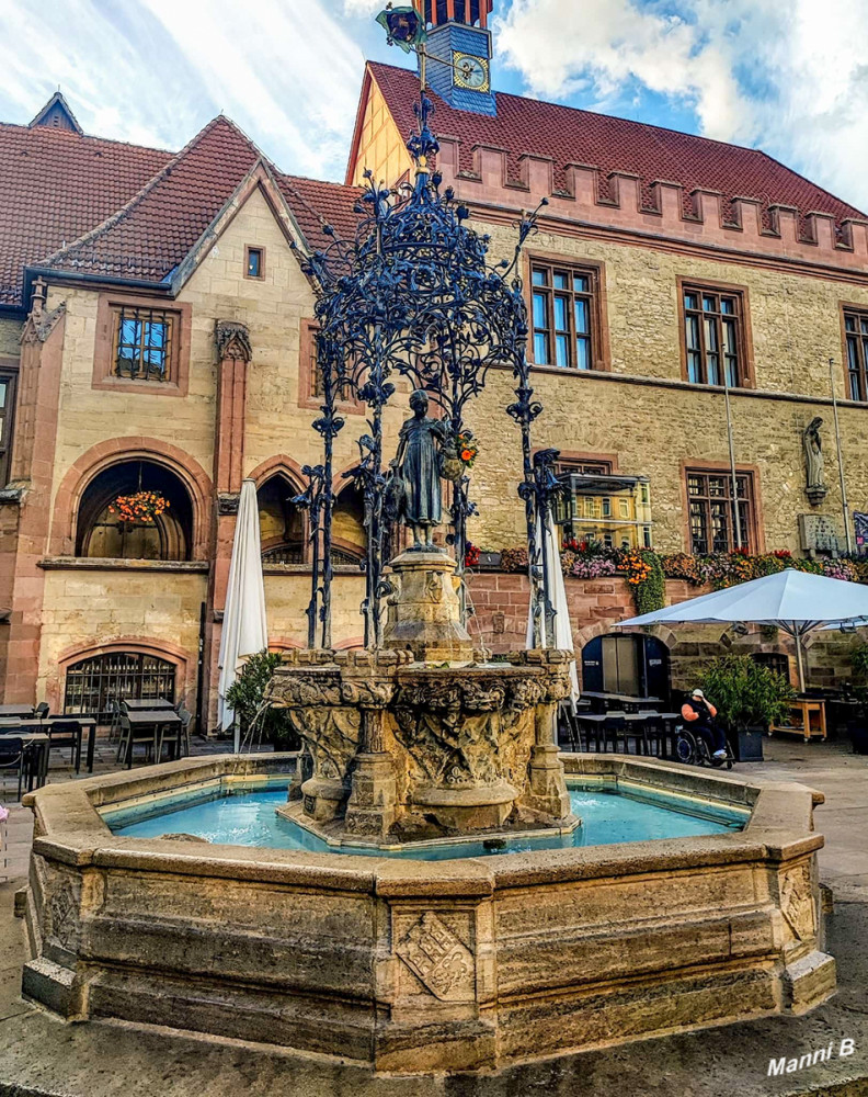 Göttingen
Gänseliesel-Brunnen
Schlüsselwörter: 2025