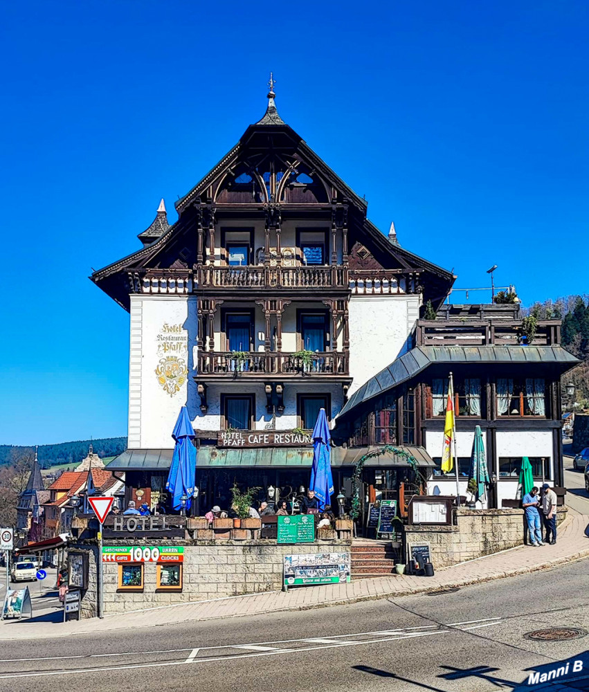 Triberg
Triberg im Schwarzwald ist eine Stadt in Baden-Württemberg und gehört zum Schwarzwald-Baar-Kreis im Regierungsbezirk Freiburg. Seit dem 1. Oktober 2022 darf sie die Bezeichnung Wasserfallstadt führen. lt.Wikipedia

Schlüsselwörter: 2026