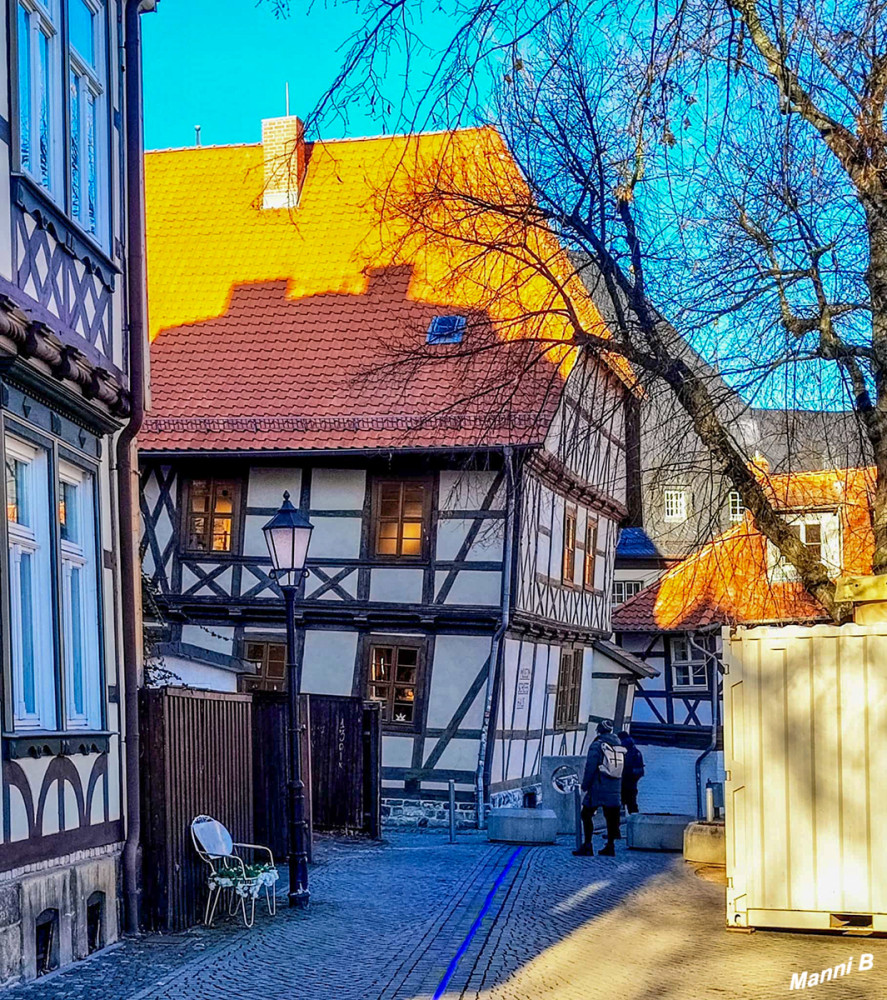 Wernigerode
Das Museum Schiefes Haus in Wernigerode im Westen des Landes Sachsen-Anhalt befindet sich in einer ehemaligen Walkmühle ungewöhnlich nahe dem Rathaus der Stadt. Wikipedia
Schlüsselwörter: 2025