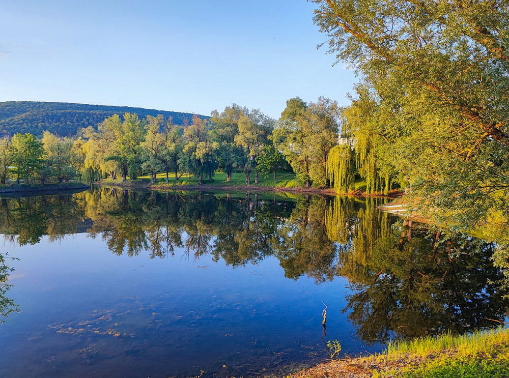 Spiegelung "Still ruht der Helenensee"
Manni
Schlüsselwörter: 2026