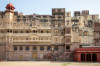 Dateiname=13_09_Bikaner__Junagarh-Fort_k_02.jpg
Dateigröße=803KB
Abmessungen: 1200x800
hinzugefügt am: 27. Januar 2025 13_09_Bikaner__Junagarh-Fort_k_02.jpg