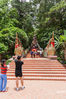 Wat_Doi_Suthep_Treppe_01.jpg