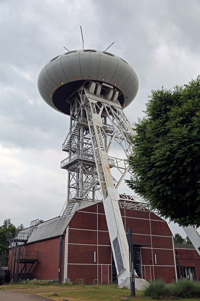 Fotoausflug am 24.06 2021 "Colani Ei"
Elise
Schlüsselwörter: 2021