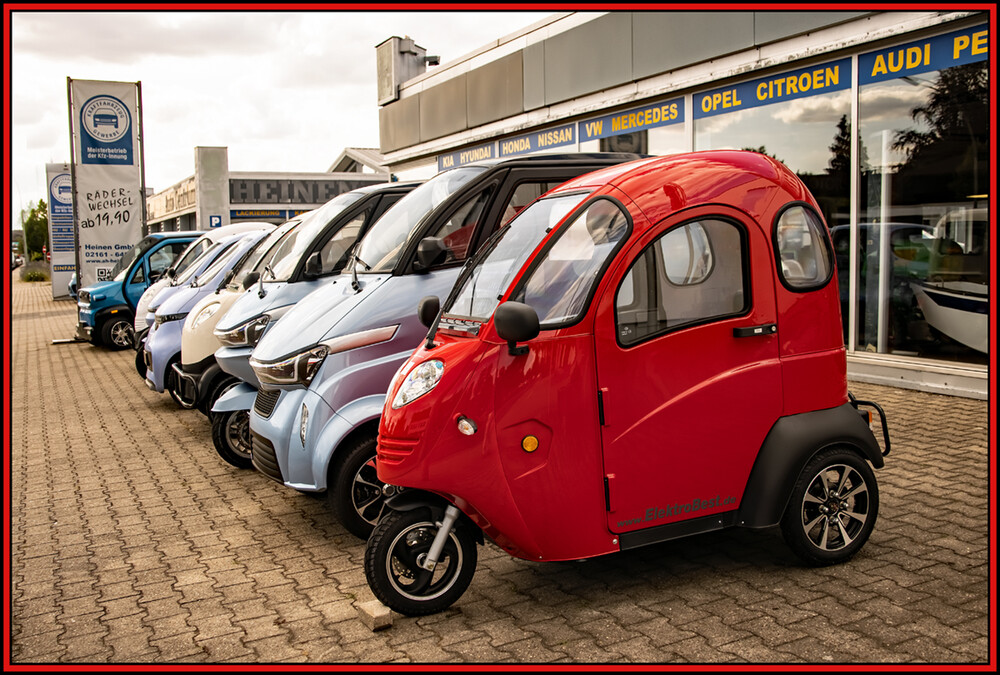 Fortbewegungsmittel "Autos der Zukunft - preiswerte Elektrominis"
Elise

Schlüsselwörter: 2023