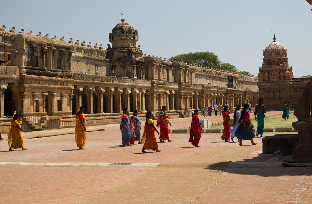 38 - Farbenfrohes Indien
Schlüsselwörter: 2024