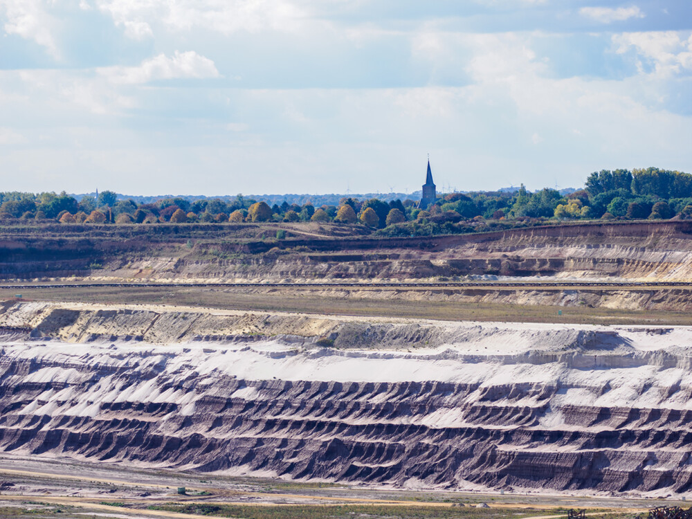 Landschaften "Tagebau 1"
Gerd
Schlüsselwörter: 2022