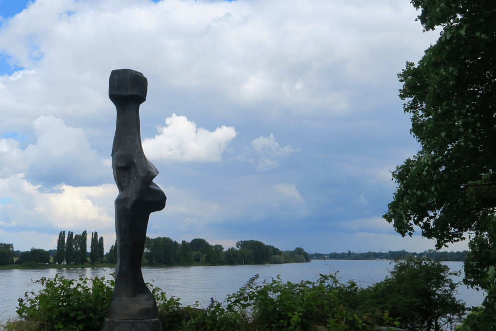 Kaiserswerth Skulptur
Karl-Heinz
Schlüsselwörter: 2024
