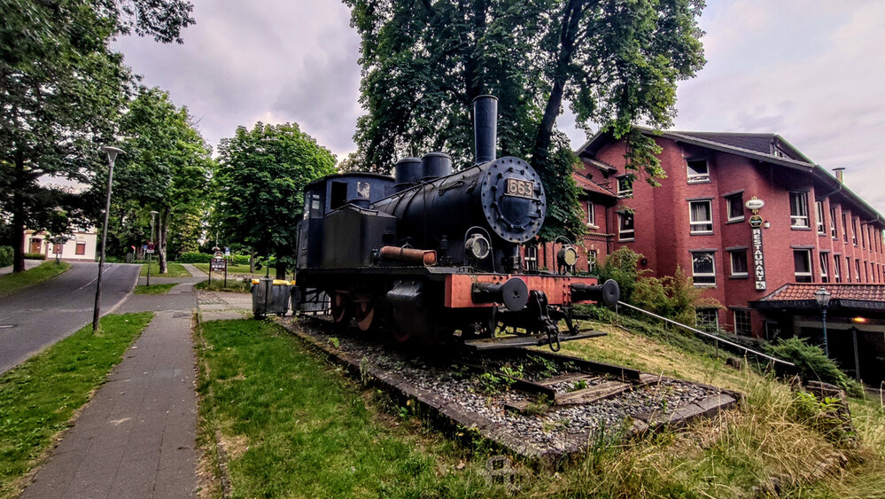 Fortbewegungsmittel "Pünktlichkeitsoffensive der DB"
Manni
Schlüsselwörter: 2023