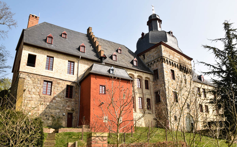 Architektur und Details "Schloss Linn"
Verena
Schlüsselwörter: 2022