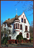 Dateiname=Elise_Idyllische_Villa.jpg
Dateigröße=1072KB
Abmessungen: 854x1200
hinzugefügt am: 07. März 2022 Elise_Idyllische_Villa.jpg