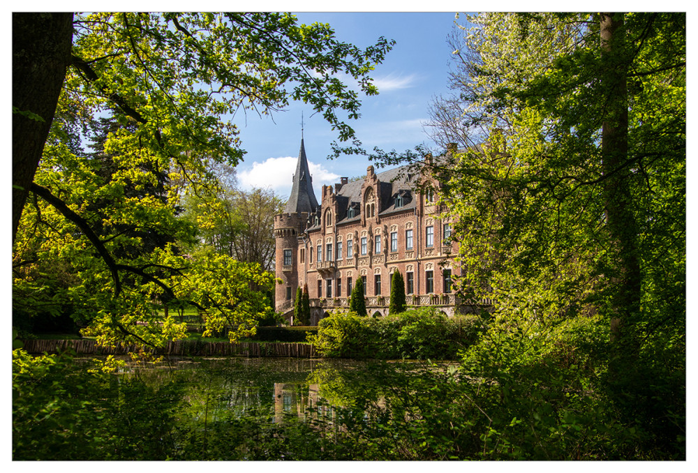 Schlösser, Burgen und Festungen  "Schloss Paffendorf"        
Marianne
Schlüsselwörter: 2025