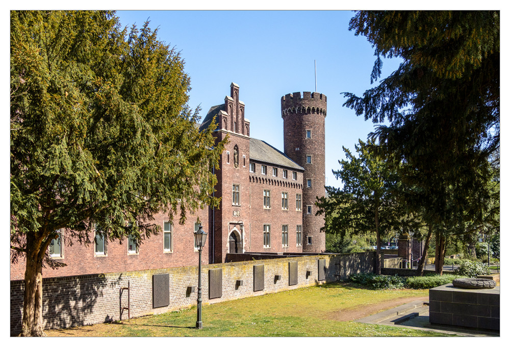 Schlösser, Burgen und Festungen  "Burg Kempen"
Marianne
Schlüsselwörter: 2025