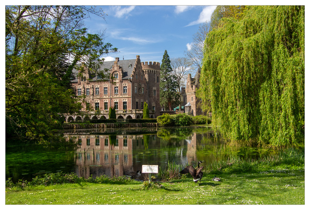 Schlösser, Burgen und Festungen  "Schloss Paffendorf"        
Marianne
Schlüsselwörter: 2025