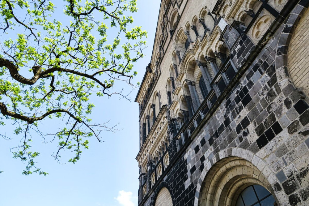 Stadtführung-das historische Neuss  „Münster“
Verena
Schlüsselwörter: 2025