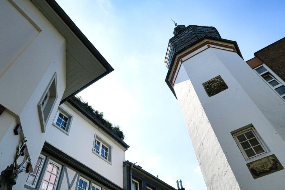 Stadtführung-das historische Neuss  „Studententürmchen“
Verena
Schlüsselwörter: 2025