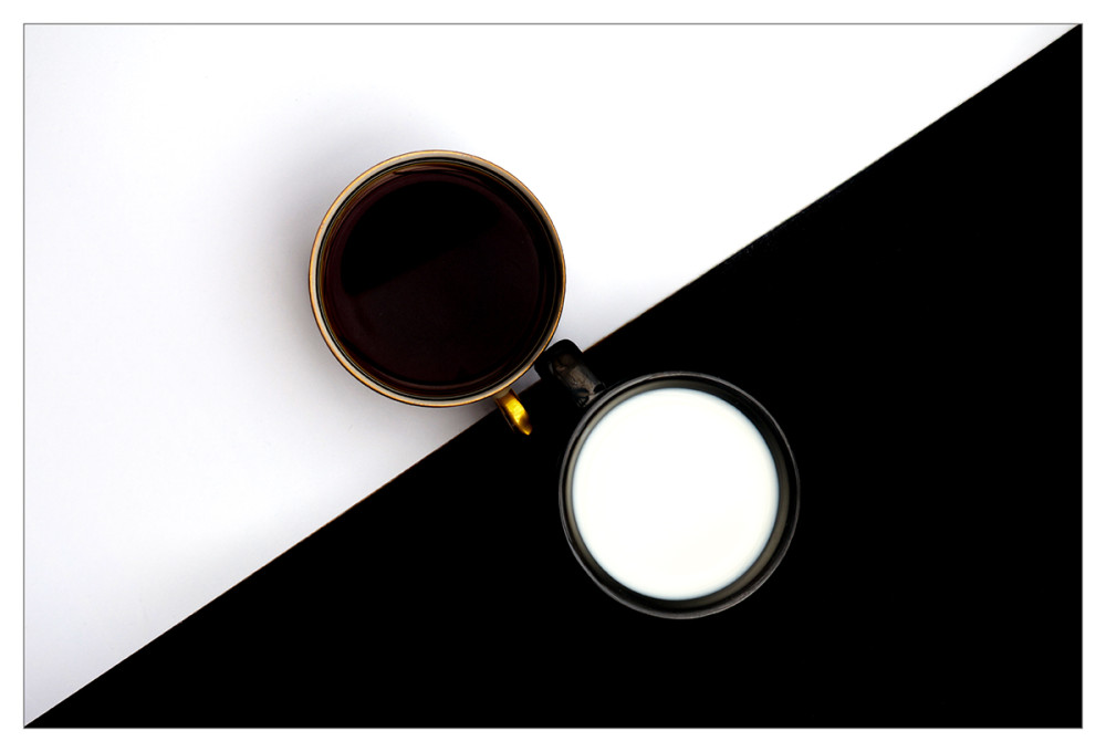 Gegensätze  „Schwarz-Weiß“
Marianne
Schlüsselwörter: 2025