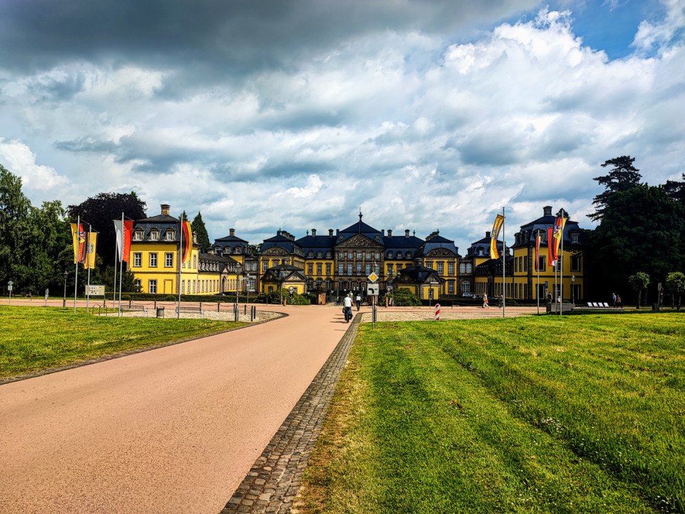 Frei  „Residenzschloss Bad Arolsen“
Manni
Schlüsselwörter: 2025