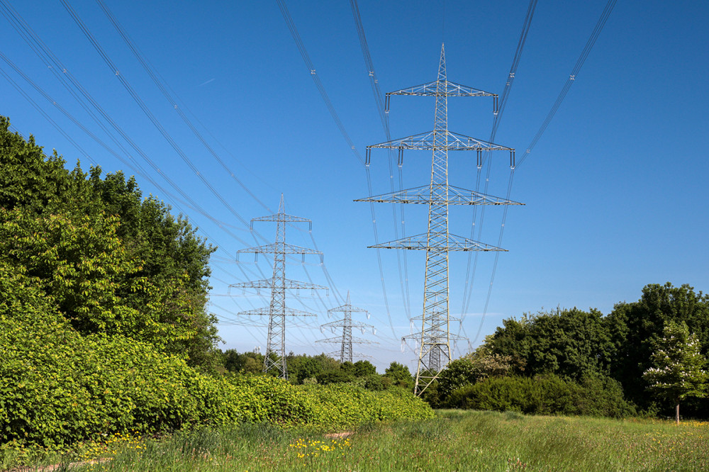 Landschaften  „Stromtrassen l“
Marianne
Schlüsselwörter: 2025