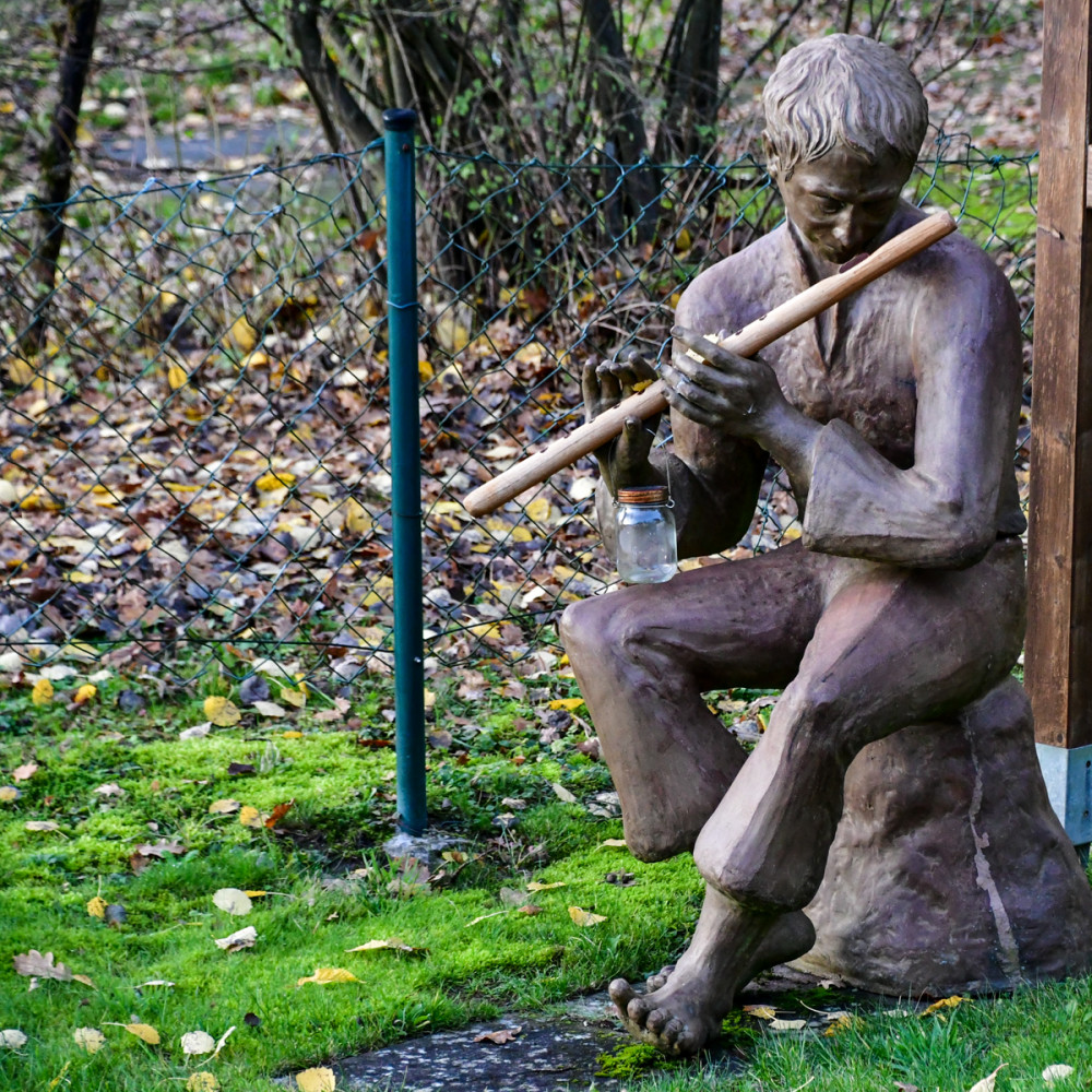 Frei  „Flötenspieler“
Perla
Schlüsselwörter: 2025