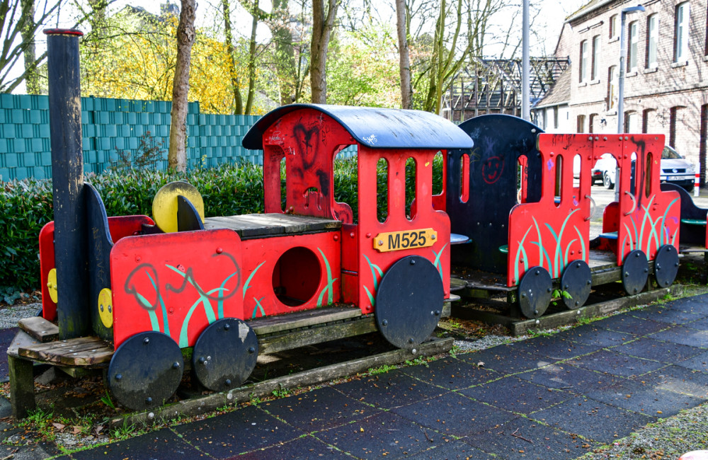 Frei  „Zug für die Kleinsten“
Perla
Schlüsselwörter: 2026