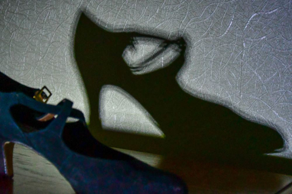 Schatten  „Schuh“
Perla
Schlüsselwörter: 2026