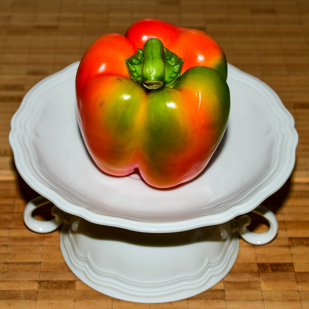 Vielseitiges Gemüse
Paprika enthält sehr viel Vitamin C. Das Gemüse ist außerdem reich an Mineralstoffen wie Kalium, Magnesium u. Zink. Sie sind in Rot, Gelb, Orange, Grün oder sogar Lila zu finden, als längliche Spitzpaprika ebenso wie als gedrungene Tomatenpaprika. (ndr)
Schlüsselwörter: 2026