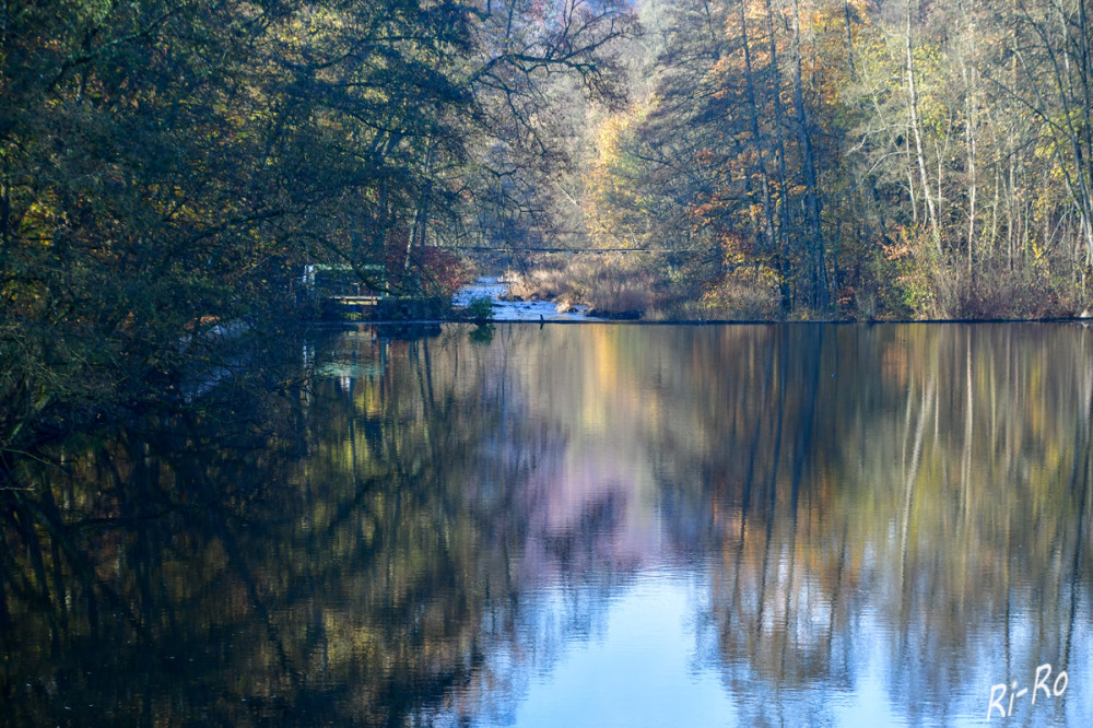Spiegelung an der Staustufe
Schlüsselwörter: 2025