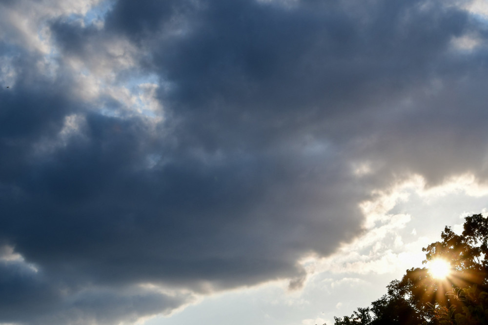 Am Himmel "Mit Sonnenstern"
Roland
Schlüsselwörter: 2025