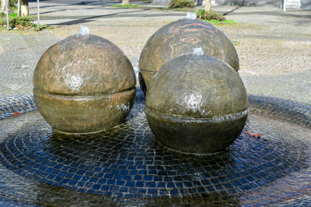 Frei  „Wasserspiel“
Roland
Schlüsselwörter: 2026