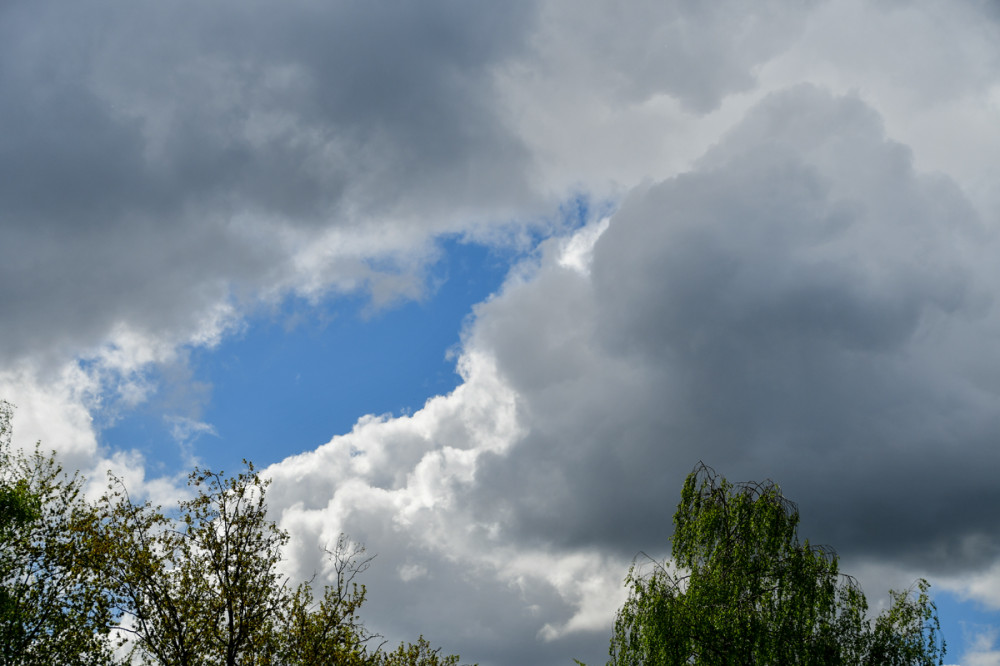 Frei  „Wolkenlücke“
Roland
Schlüsselwörter: 2026