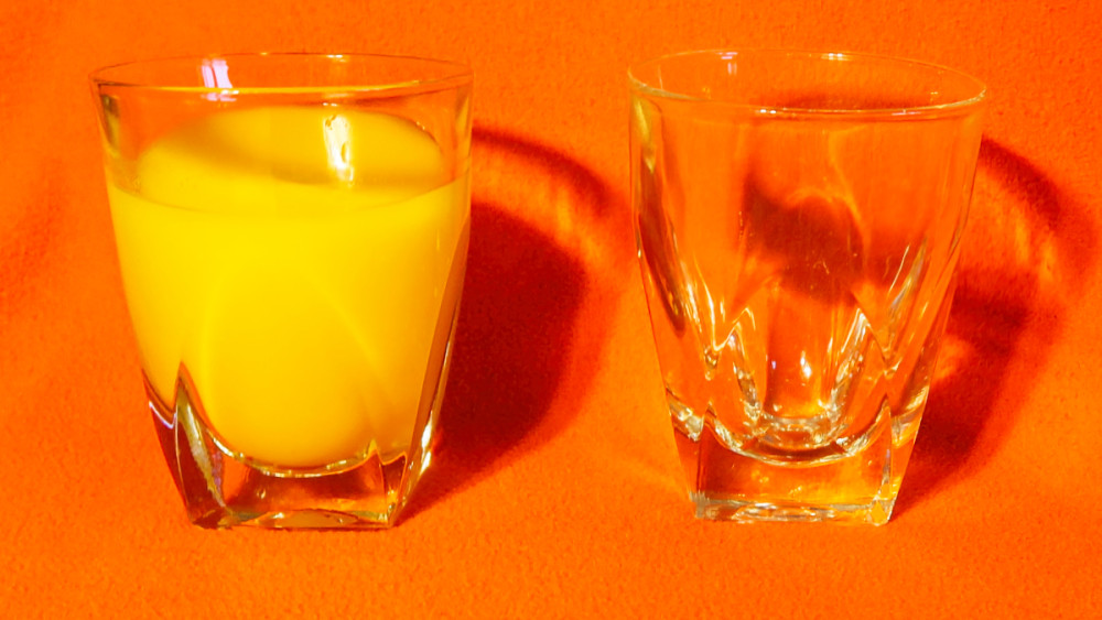 Gegensätze  „Voll und leer“
Verena
Schlüsselwörter: 2025